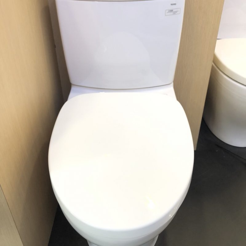 Alternative view of Bàn cầu 2 khối kết hợp nắp thường đóng êm - CS769DRT3