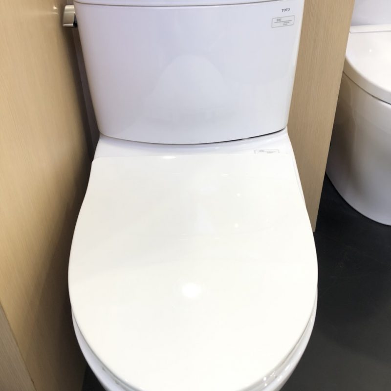 Alternative view of Bàn cầu 2 khối kèm nắp đóng êm TC600VS - CS767RT8