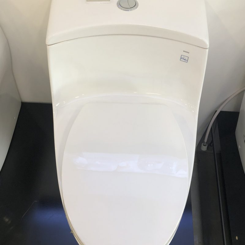 Alternative view of Bàn cầu một khối kèm nắp đóng êm TC393VS - MS823DRT2