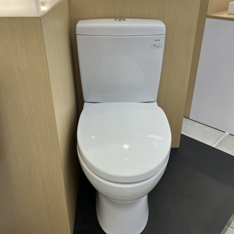 Alternative view of Bàn cầu 2 khối kèm nắp đóng êm - CS320DRT3