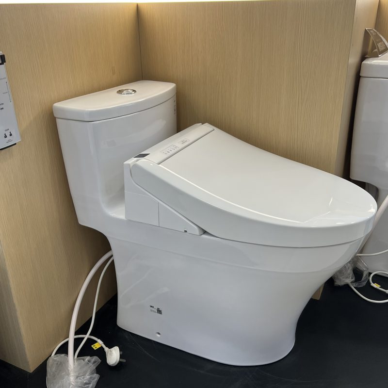 Alternative view of Bàn Cầu 1 Khối Kết Hợp Nắp Rửa Điện Tử WASHLET dòng C5 MS885CDW15
