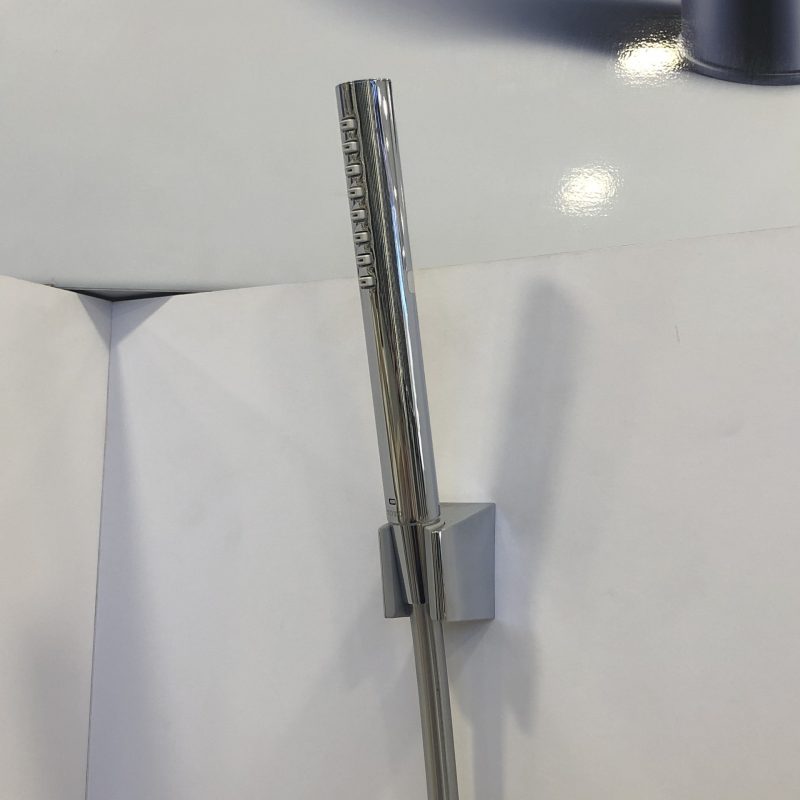 Alternative view of BÁT SEN TAY TBW02017A
